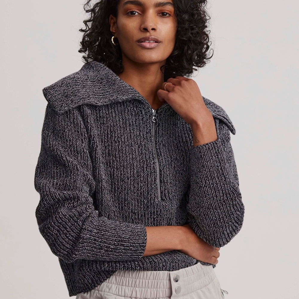 Varley Elise Half Zip Black Pullover Sweater